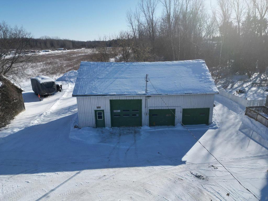 









419


Rue Venne

,
Blainville,







QC
J7E4H5

