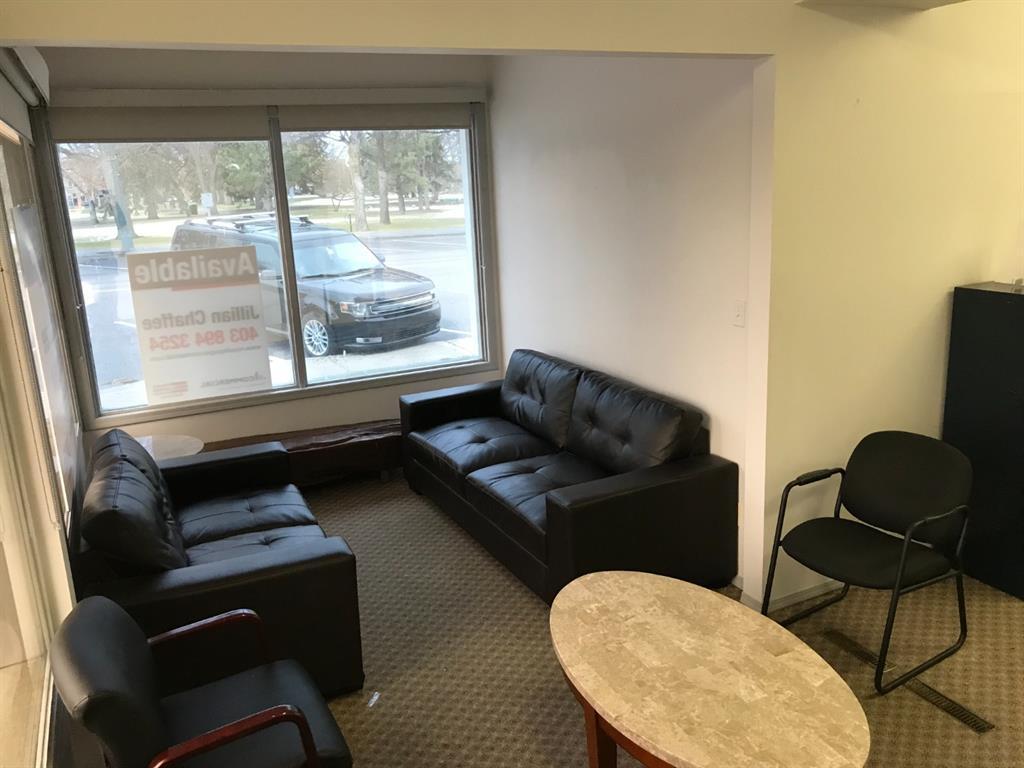 









701


2

Avenue South,
Lethbridge,




AB
T1J 0C4

