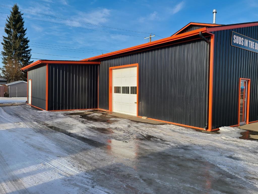 









4714


Highway 2A

,
Lacombe,




AB
T4L 1H4

