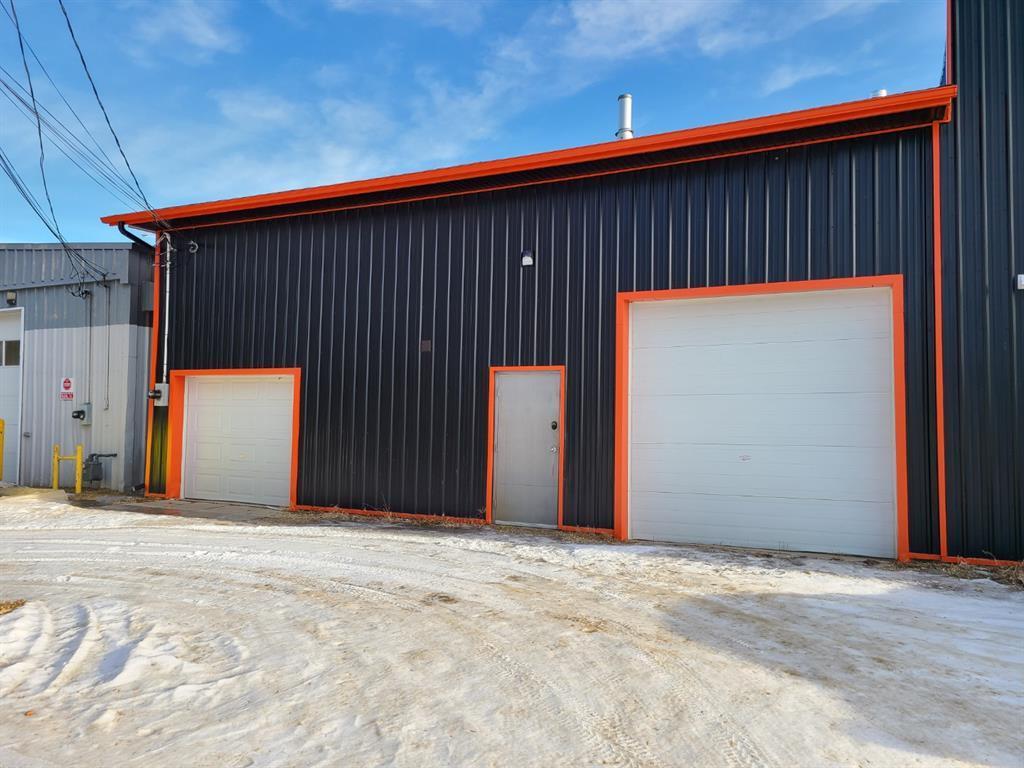 









4714


Highway 2A

,
Lacombe,




AB
T4L 1H4

