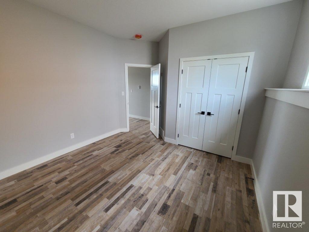 












1406 Wildrye CR

,
Cold Lake,




AB
T9M 0K6

