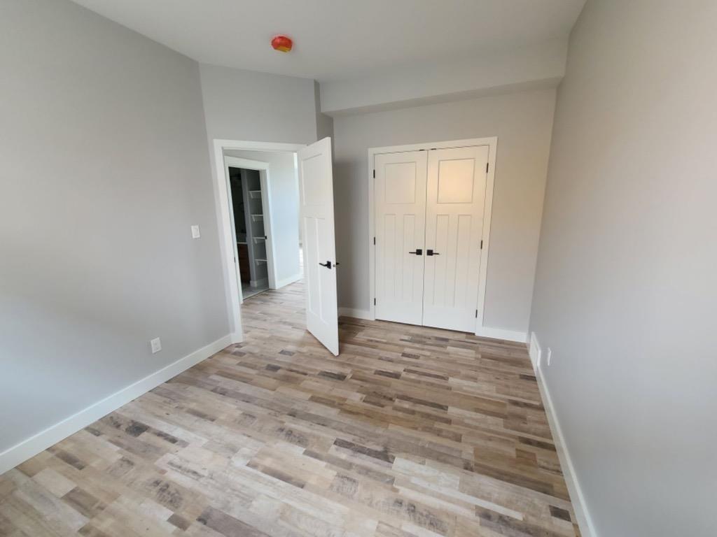 












1406 Wildrye CR

,
Cold Lake,




AB
T9M 0K6

