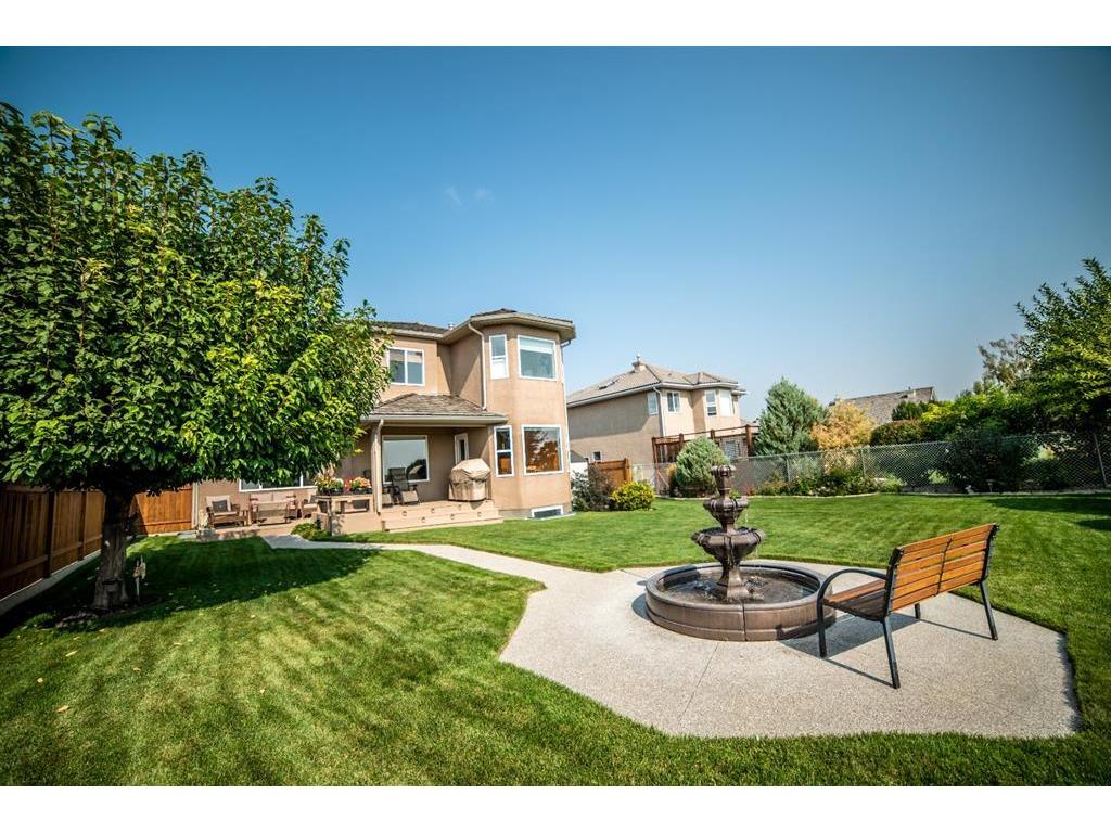 









80


Canyon

Boulevard West,
Lethbridge,




AB
T1K 6W7

