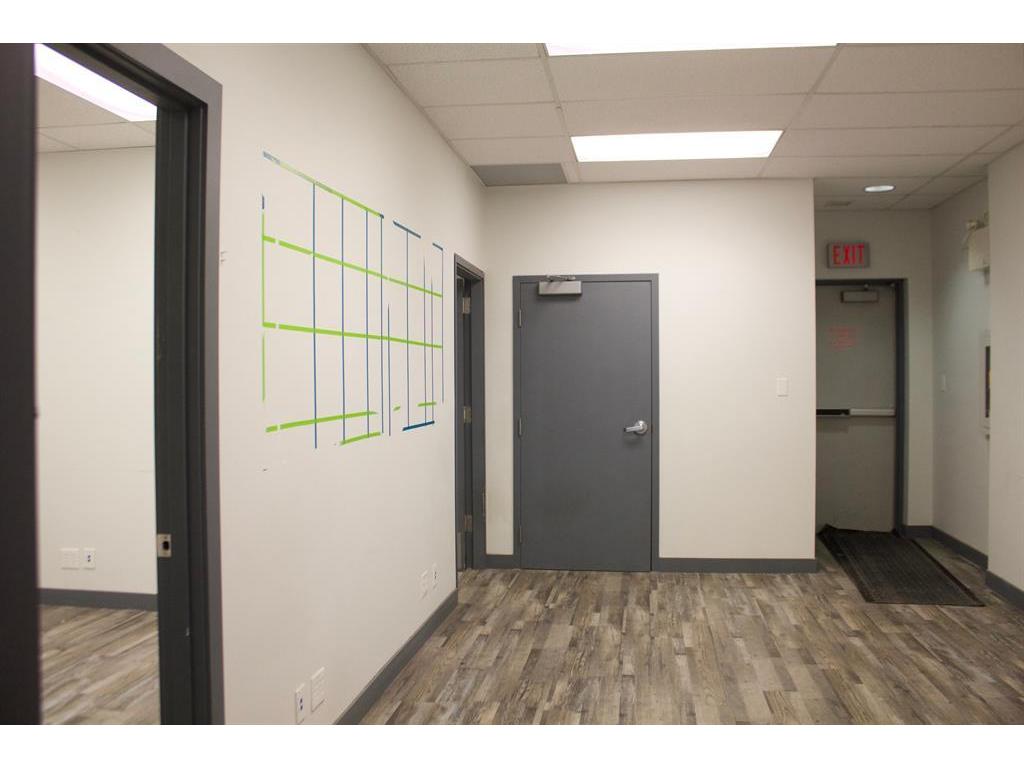 









2222


5

Avenue South,
Lethbridge,




AB
T1J 4G6

