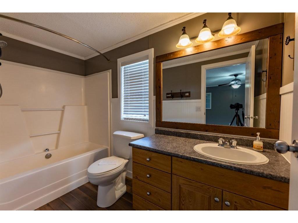 









24425


East River

Road, 7,
Hinton,




AB
T7V 0A3

