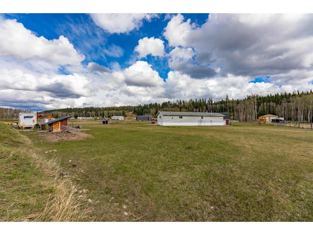 









24425


East River

Road, 7,
Hinton,




AB
T7V 0A3

