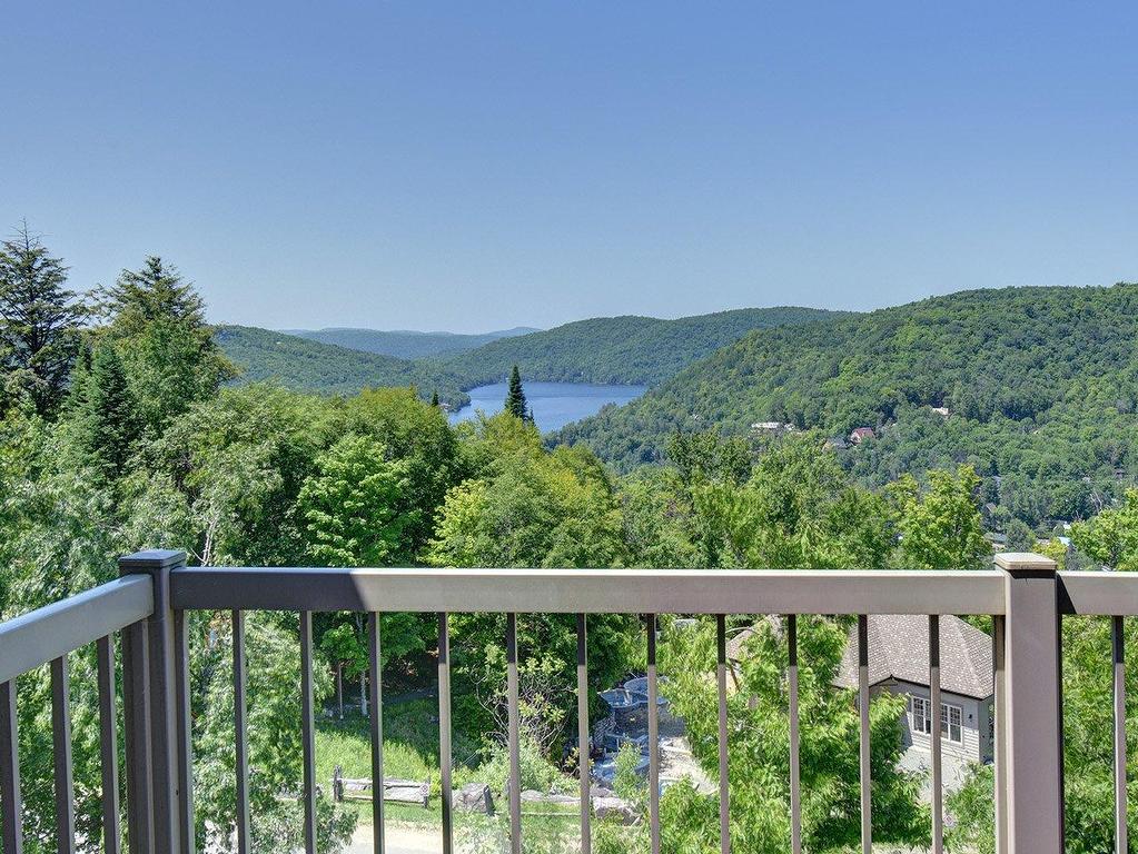









205


Rue du Mont-Plaisant

, 10,
Mont-Tremblant,




QC
J8E1L2

