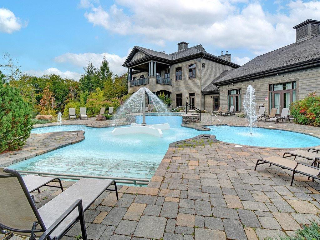 









205


Rue du Mont-Plaisant

, 10,
Mont-Tremblant,




QC
J8E1L2

