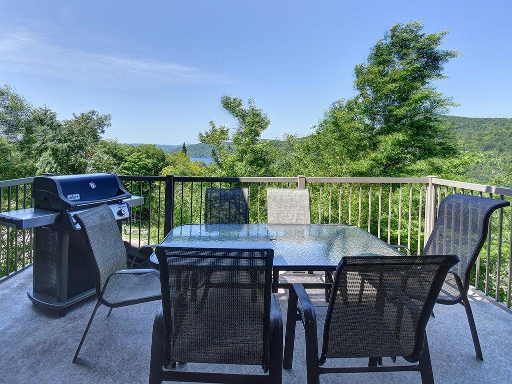 









205


Rue du Mont-Plaisant

, 10,
Mont-Tremblant,




QC
J8E1L2

