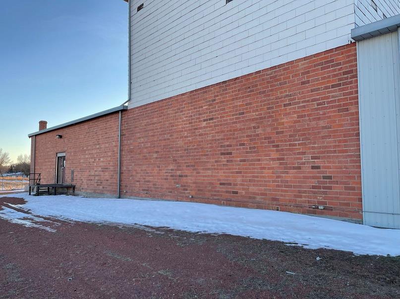 









2404


2

Avenue North, Unheated Unit,
Lethbridge,




AB
T1H 0C2

