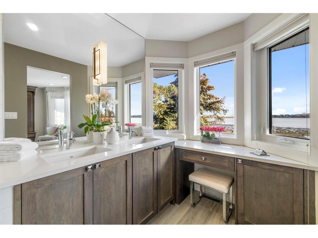 









416


West Chestermere

Drive,
Chestermere,




AB
T1X 1B3

