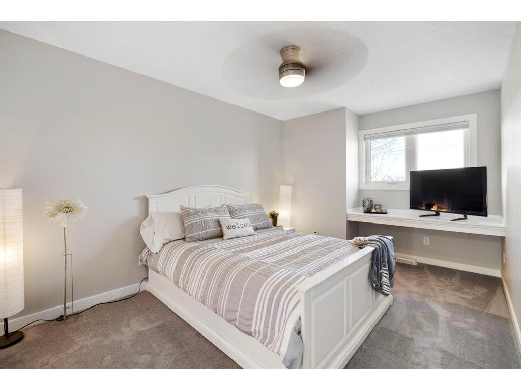









416


West Chestermere

Drive,
Chestermere,




AB
T1X 1B3

