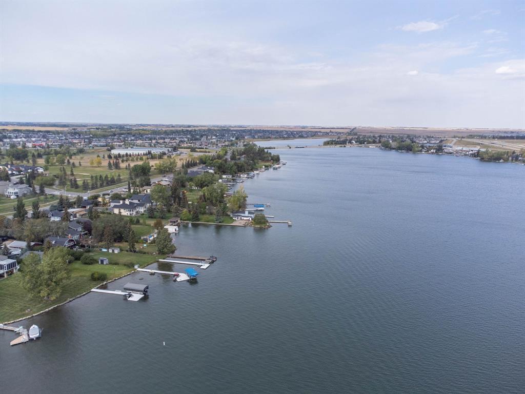 









416


West Chestermere

Drive,
Chestermere,




AB
T1X 1B3

