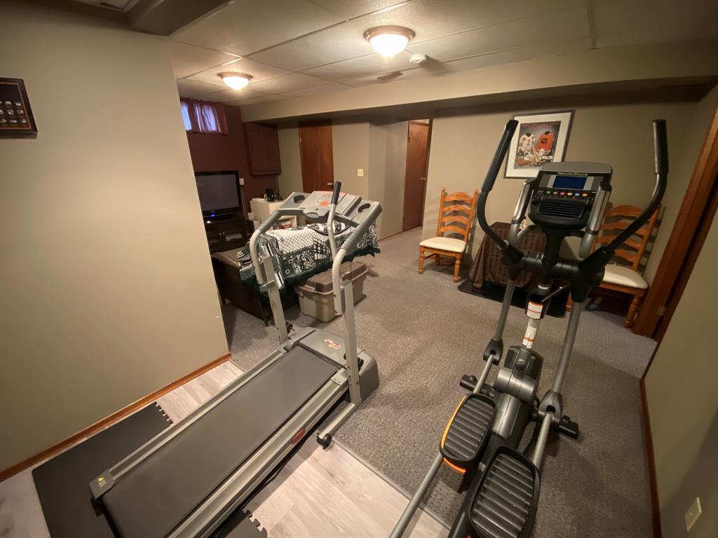 









8233


102

Avenue,
Peace River,




AB
T8S 1N1

