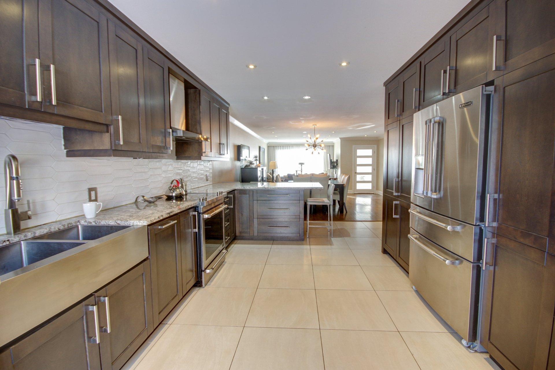 









583

 - 587


11e Avenue

,
Montréal (LaSalle),




QC
H8P2R4

