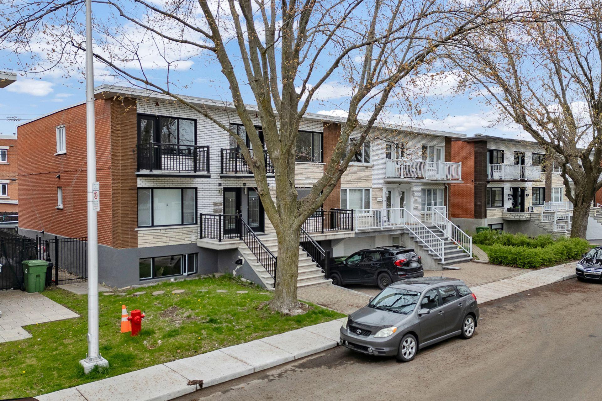 









583

 - 587


11e Avenue

,
Montréal (LaSalle),




QC
H8P2R4

