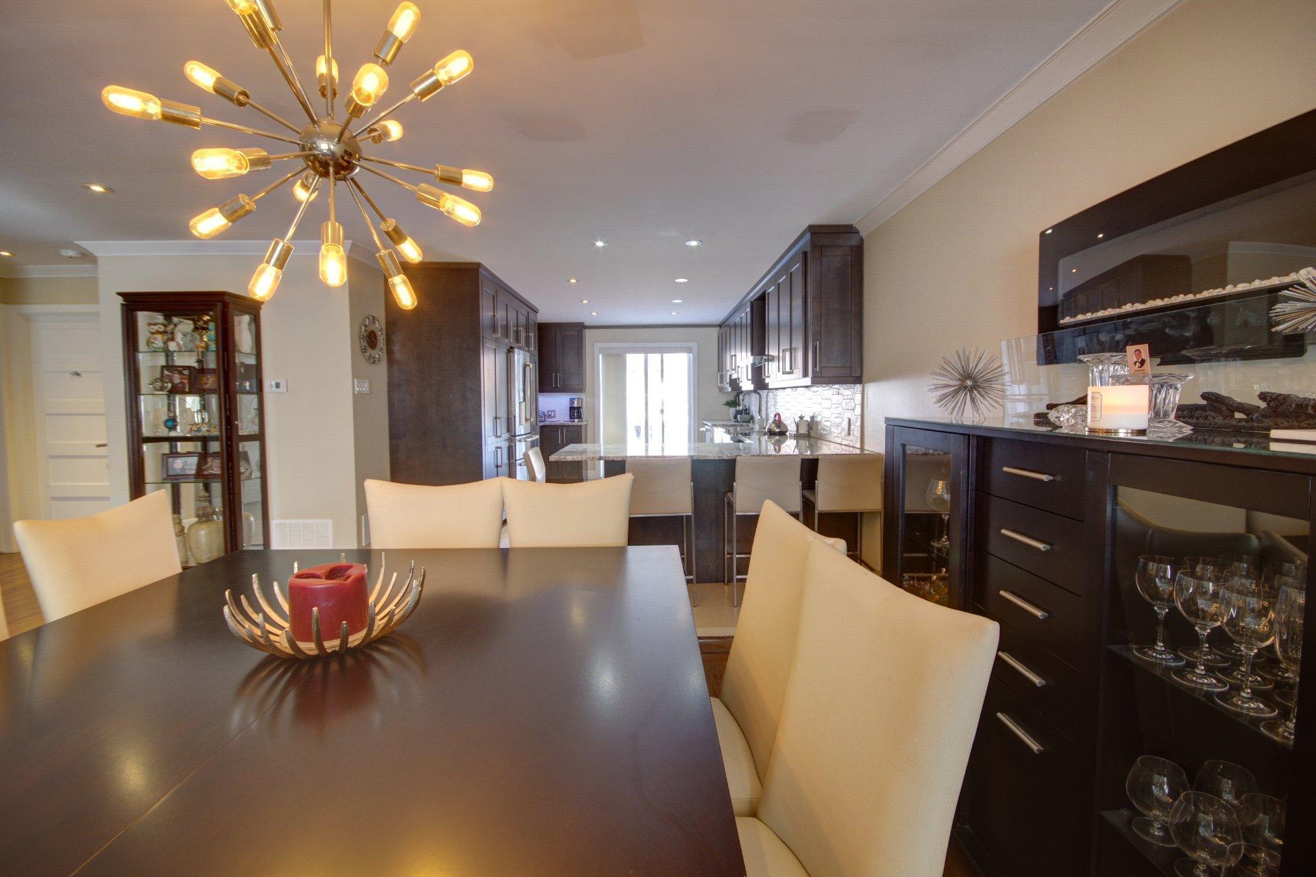 









583

 - 587


11e Avenue

,
Montréal (LaSalle),




QC
H8P2R4

