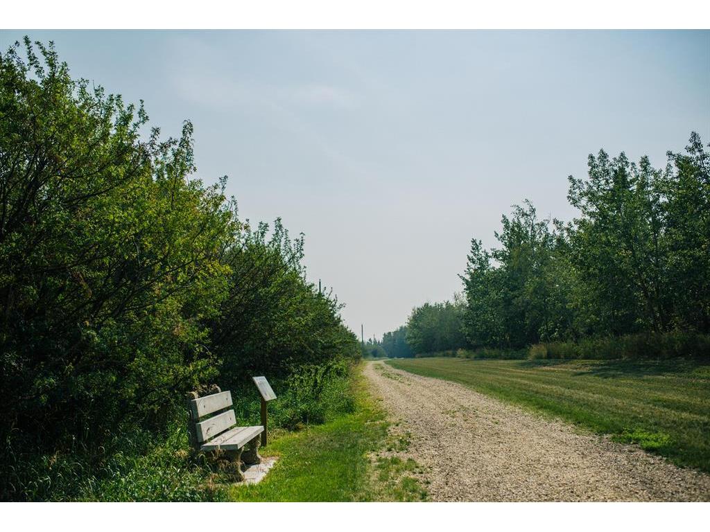 









28124


Township Road 412

, 34,
Rural Lacombe County,







AB
T4L 2N3

