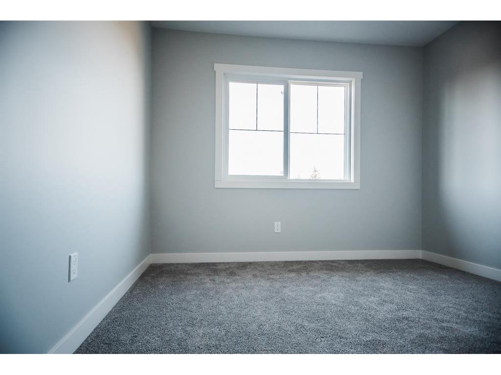 









5437


54

Avenue,
Lacombe,




AB
T4L1L5

