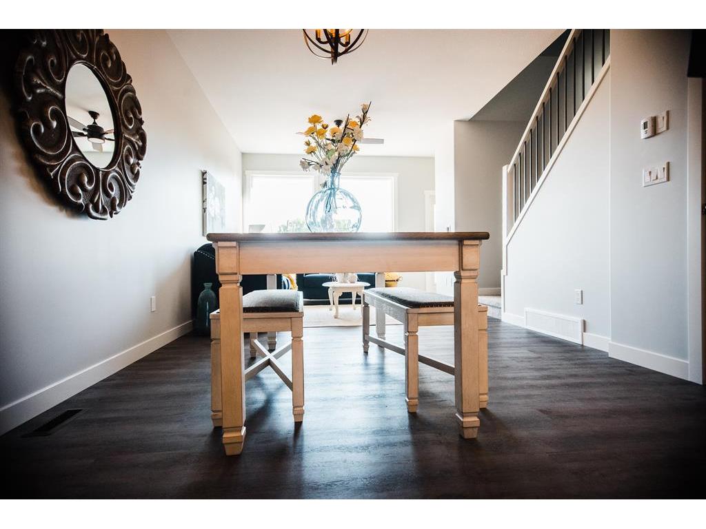 









5437


54

Avenue,
Lacombe,




AB
T4L1L5

