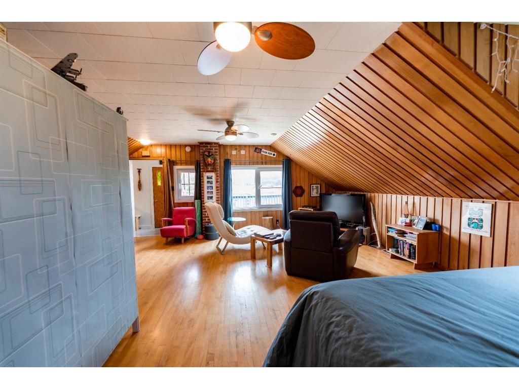 









50409A


Highway 16

,
Hinton,




AB
T7V 1X4

