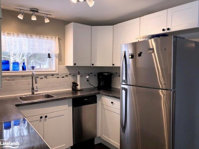 









1002


Millar Hill

Road,
Huntsville,




ON
P1H 2J6

