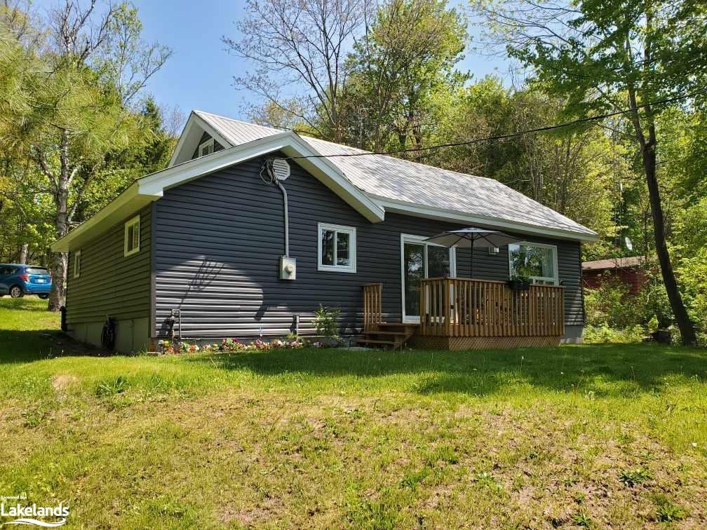 









1002


Millar Hill

Road,
Huntsville,




ON
P1H 2J6

