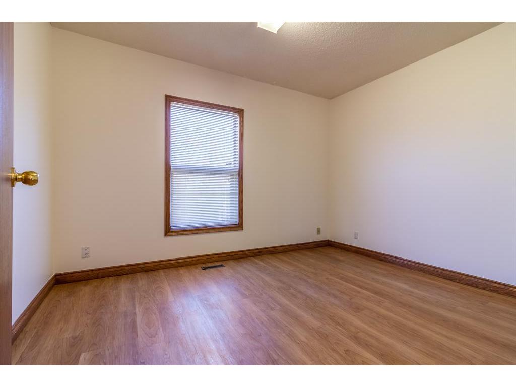 









1304


6

Avenue South,
Lethbridge,




AB
T1J 1A6

