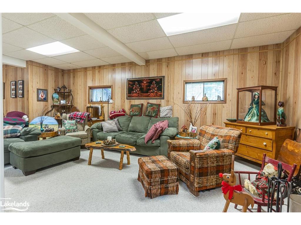 









14


Seneca

Crescent,
Tiny,




ON
L9M 0C9

