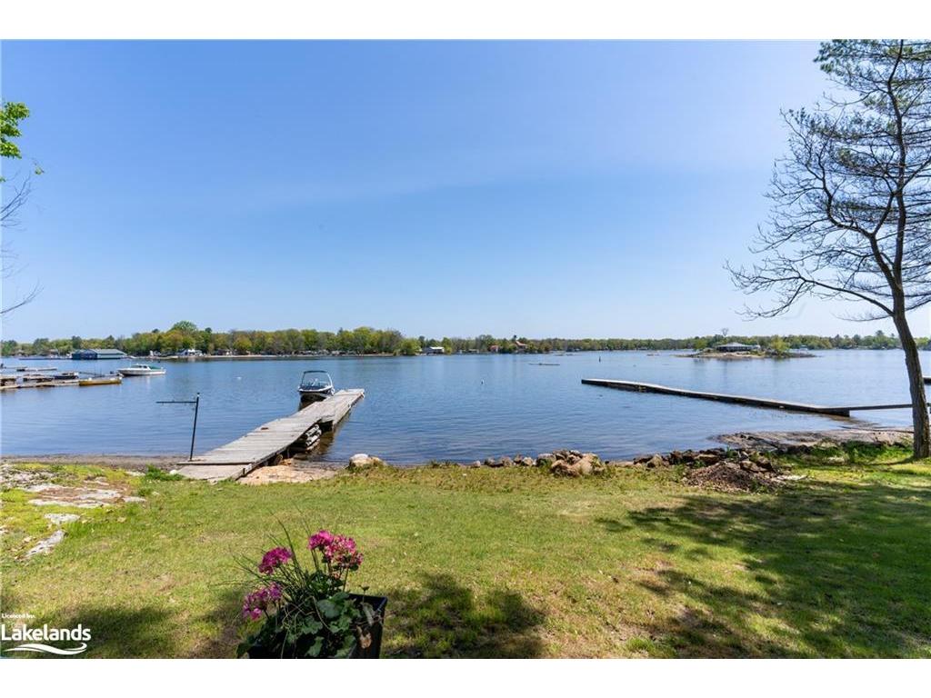 









1682


Island 630/Roberts

Island,
Honey Harbour,




ON
P0E 1E0

