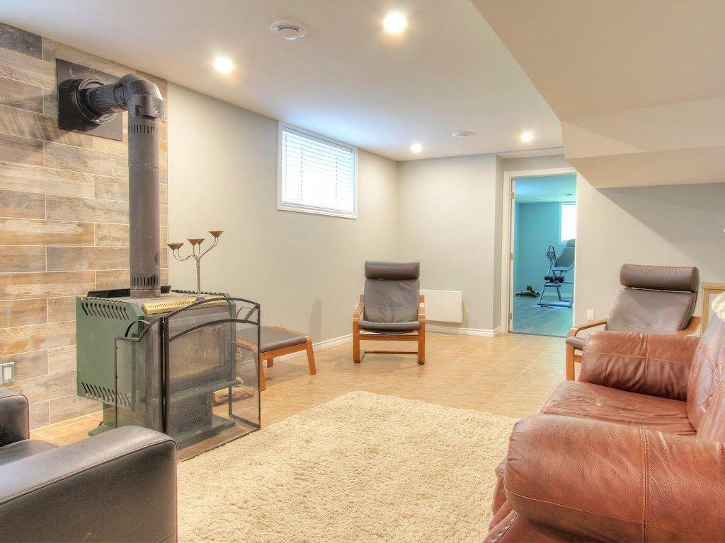 









40


Rue des Pins

,
Cantley,




QC
J8V3L9

