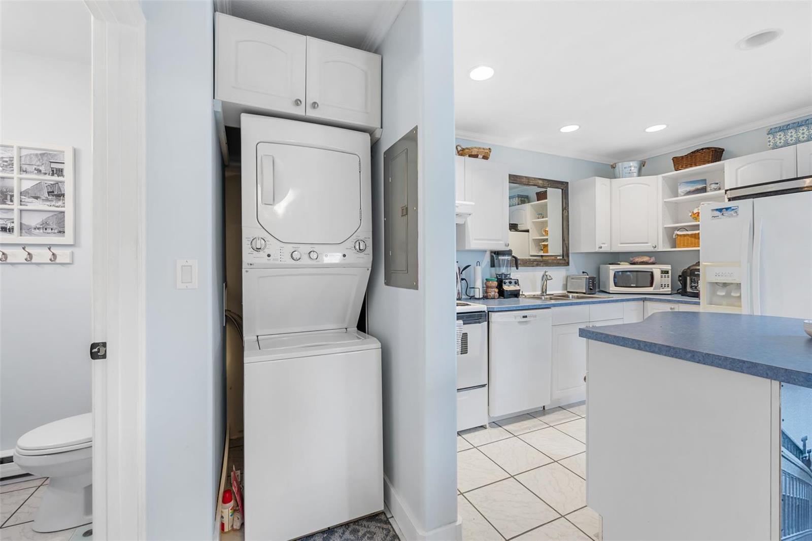 












101 7th Avenue,

,
Keremeos,




British Columbia
V0X1N3

