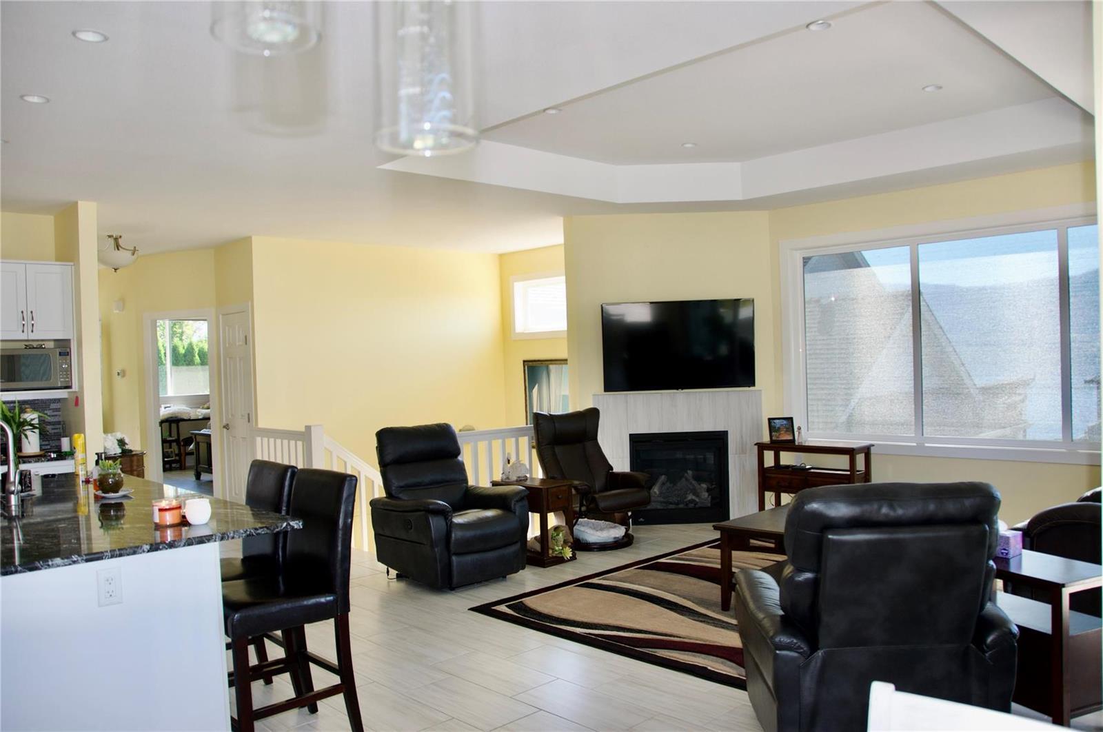 












#3 3121 Thacker Drive,

,
West Kelowna,




British Columbia
V1Z1X6

