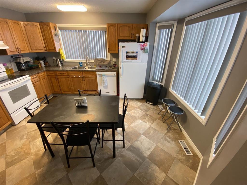 









5501


43

Avenue,
Grimshaw,




AB
T0H 1W0

