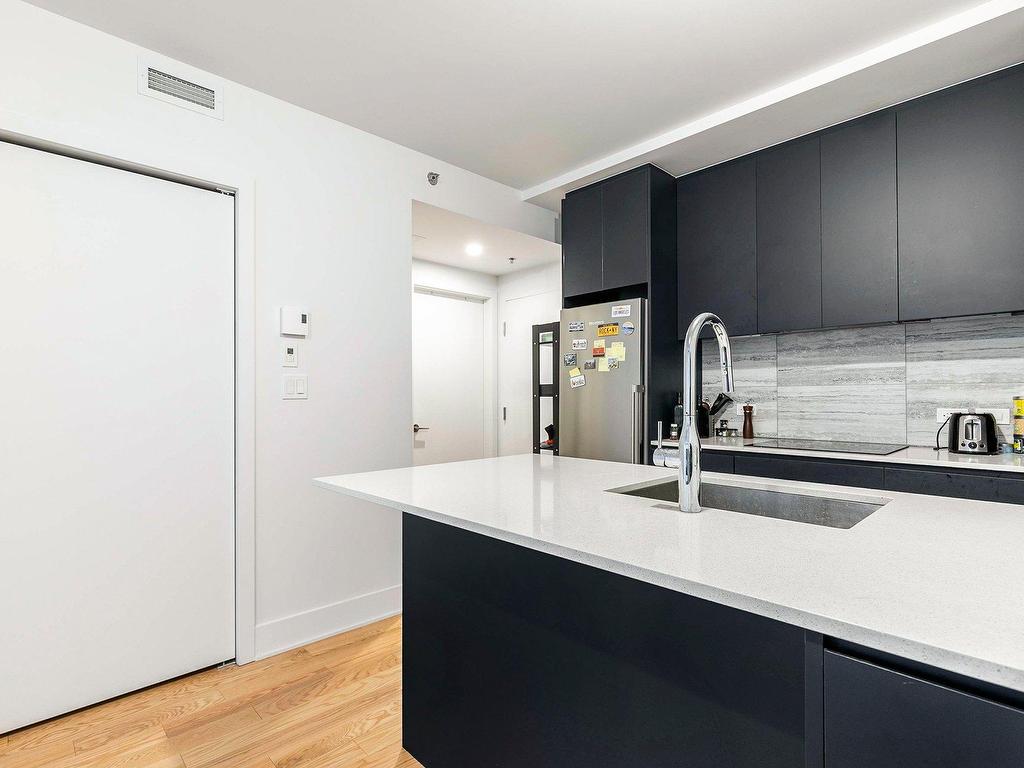 









2320


Rue Tupper

, 1109,
Montréal (Ville-Marie),




QC
H3H0B8

