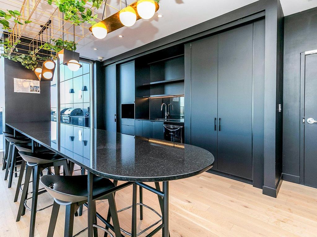 









2320


Rue Tupper

, 1109,
Montréal (Ville-Marie),




QC
H3H0B8

