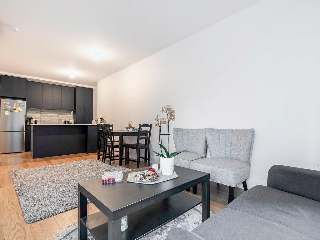 









2320


Rue Tupper

, 1109,
Montréal (Ville-Marie),




QC
H3H0B8

