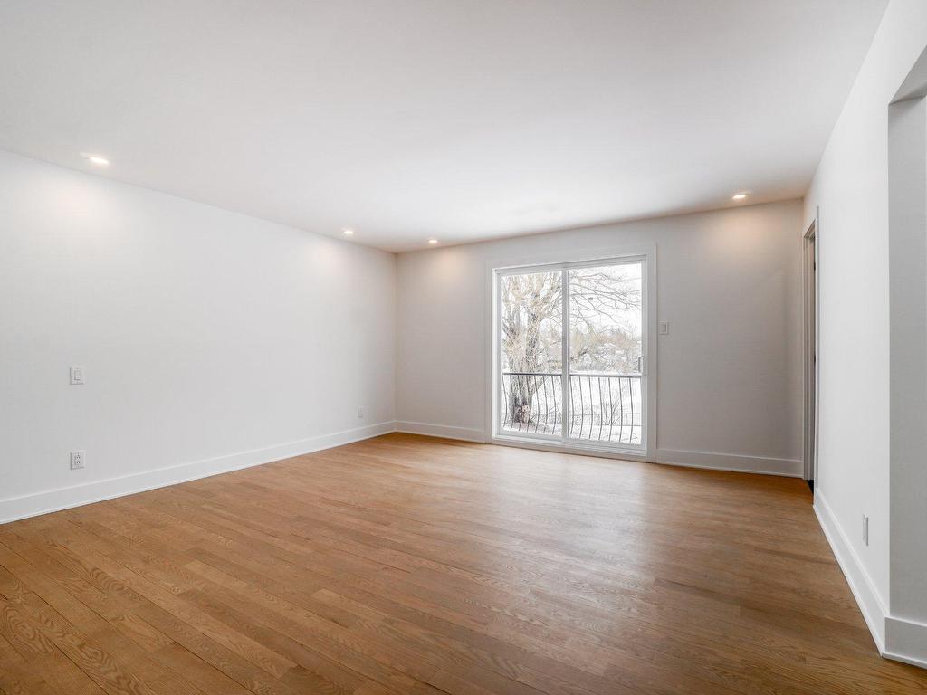 









22


Boul. Lacombe

,
Repentigny (Le Gardeur),




QC
J5Z1R4

