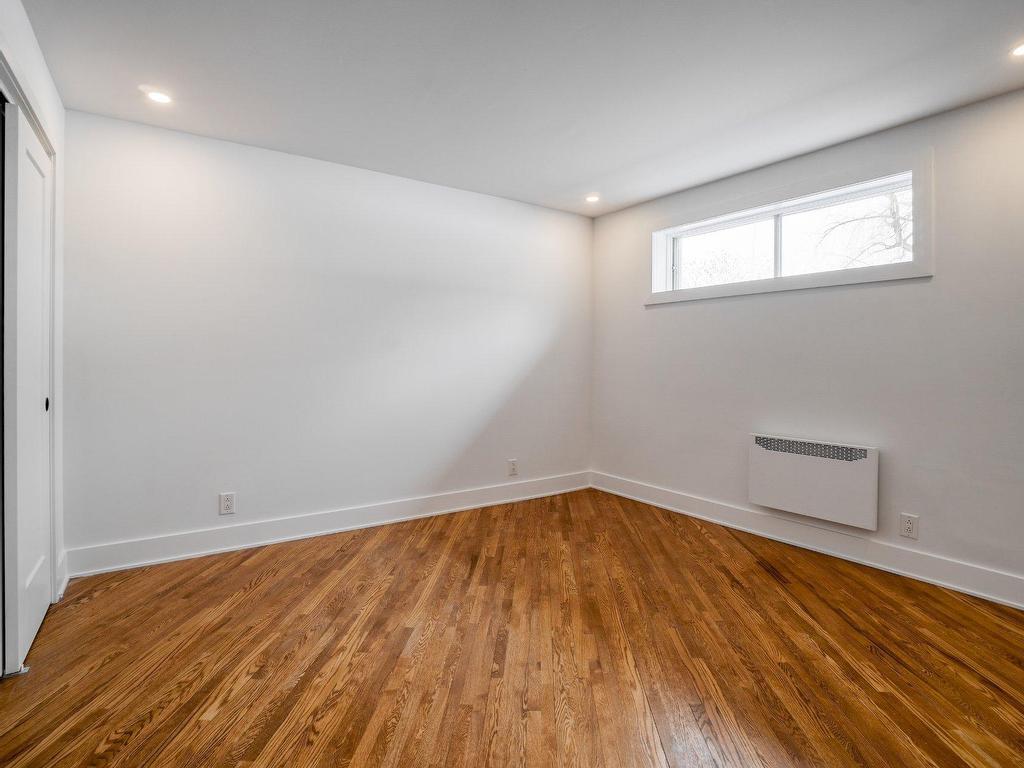 









22


Boul. Lacombe

,
Repentigny (Le Gardeur),




QC
J5Z1R4

