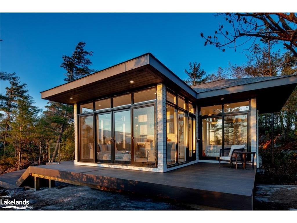 









1 B579


Island (Daisy Island);

,
Parry Sound,




ON
P2A 2X3

