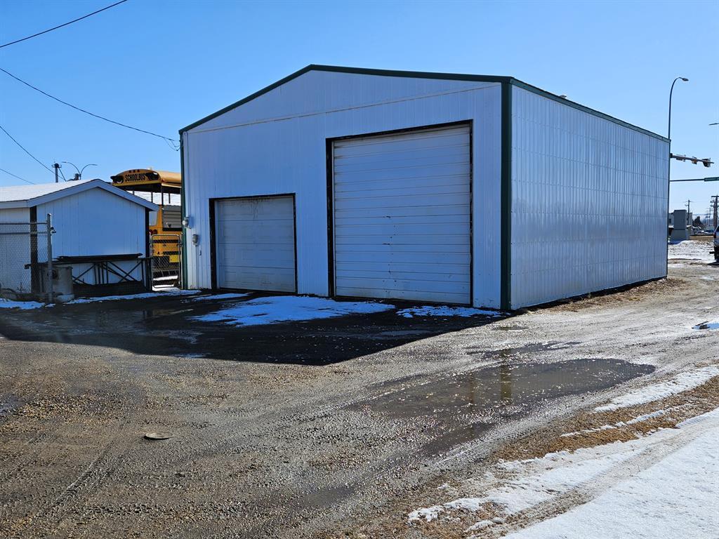 









4606/4610


Highway 2A

,
Lacombe,




AB
T4L 1T9

