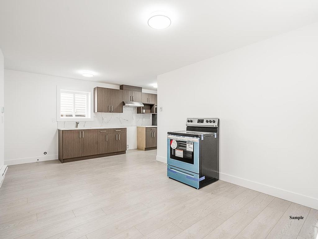 












6253 148 STREET

,
Surrey,




BC
V3S 8E8

