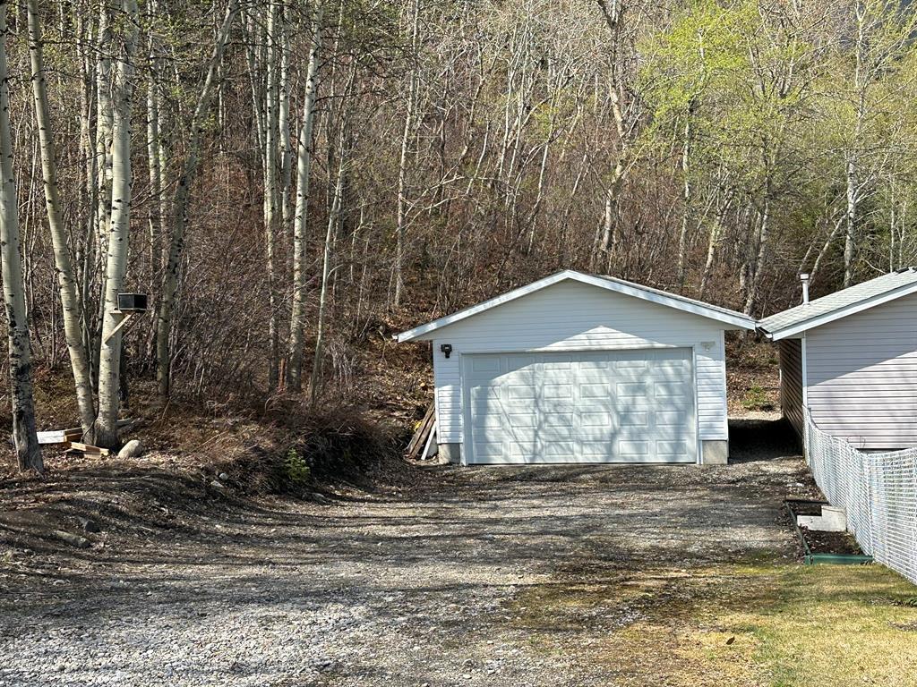 









617


230

Street,
Hillcrest,




AB
T0K 1C0

