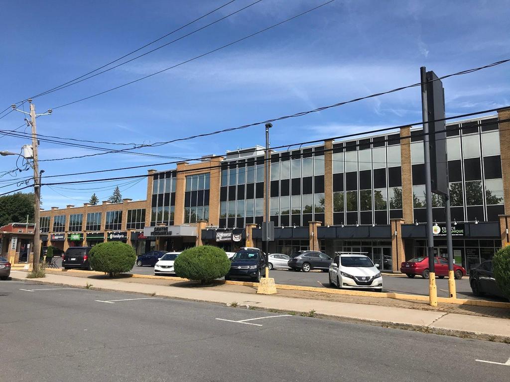 









365


Rue St-Jean

, 102,
Longueuil (Le Vieux-Longueuil),




QC
J4H2X7

