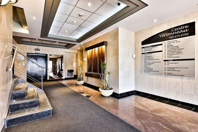 









365


Rue St-Jean

, 102,
Longueuil (Le Vieux-Longueuil),




QC
J4H2X7

