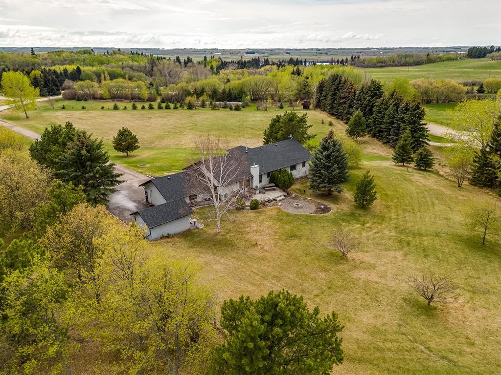 









27121


Township Road 402

, 9,
Rural Lacombe County,




AB
T4L 2N1

