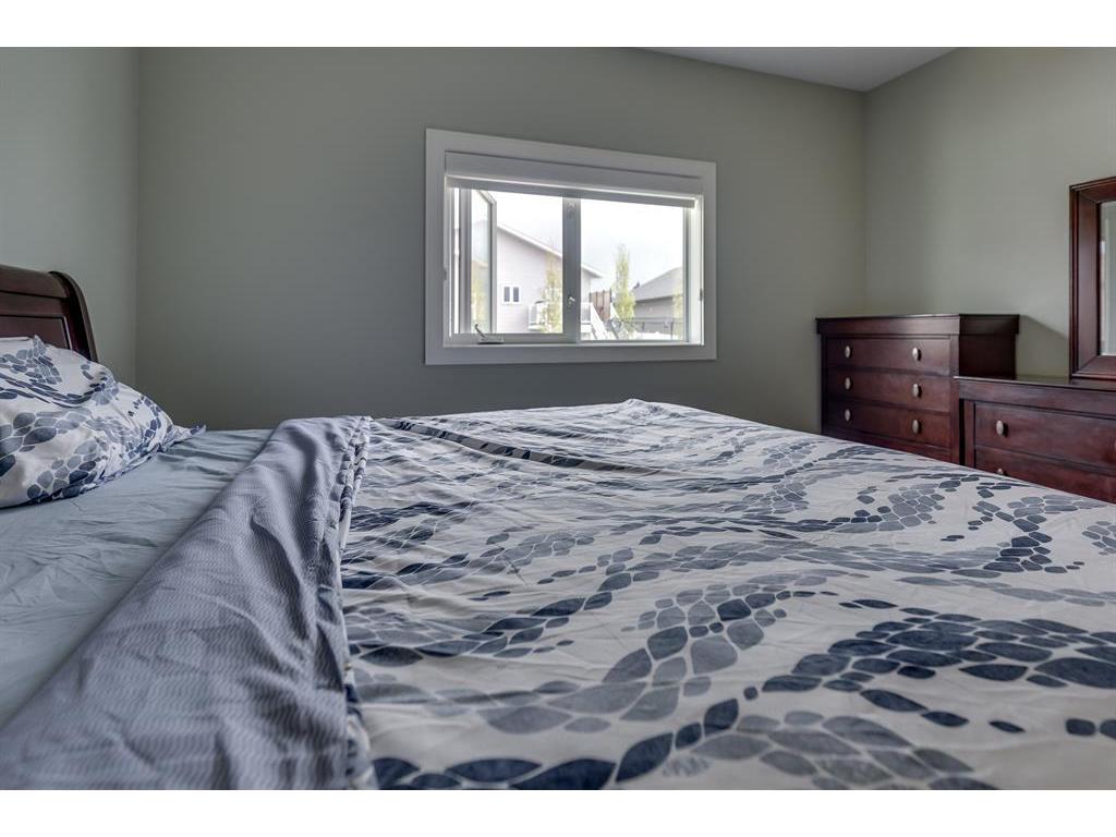 









4005


42

Street Close,
Ponoka,




AB
T4J 0A4

