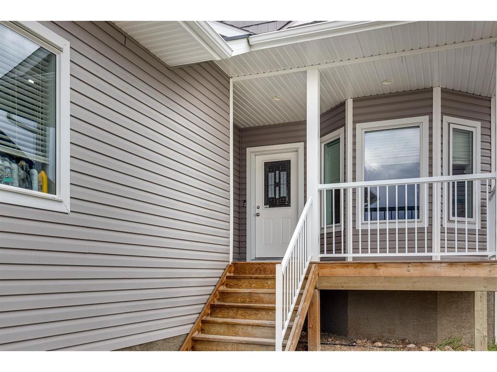 









4005


42

Street Close,
Ponoka,




AB
T4J 0A4

