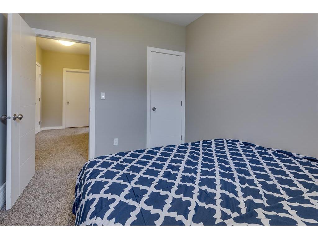 









4005


42

Street Close,
Ponoka,




AB
T4J 0A4

