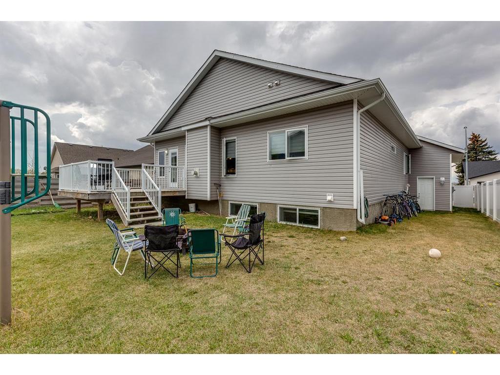 









4005


42

Street Close,
Ponoka,




AB
T4J 0A4

